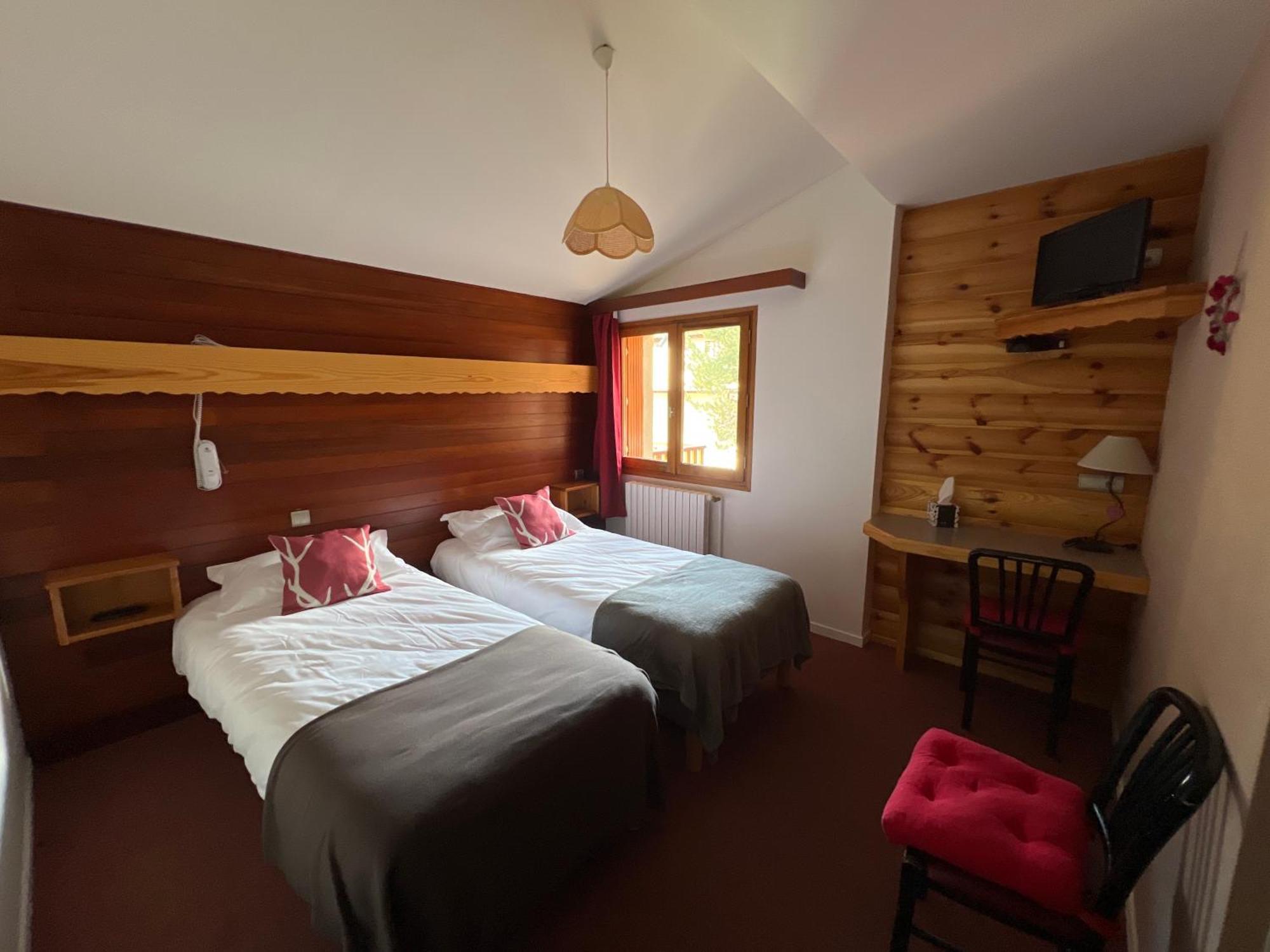 Hotel Restaurant La Pendine Les Pres Экстерьер фото