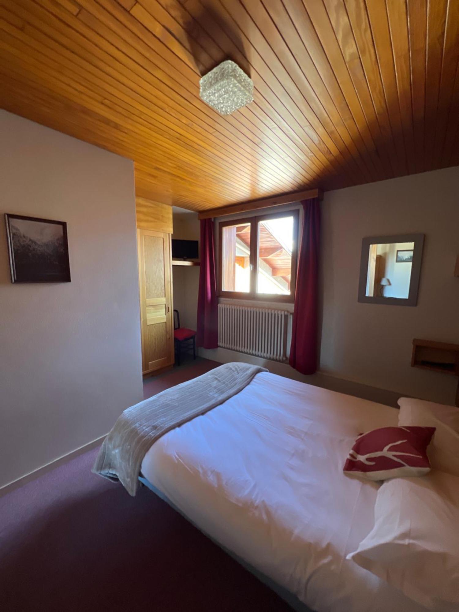 Hotel Restaurant La Pendine Les Pres Экстерьер фото